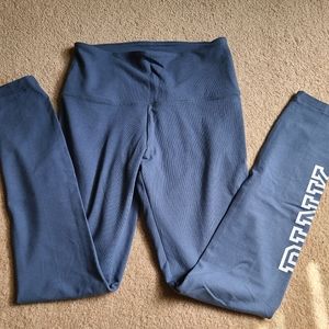 Pink cotton blue leggings